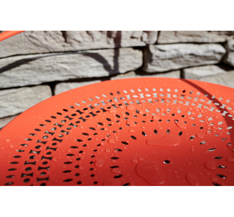 Кофейный стол Guinguette Perforated6